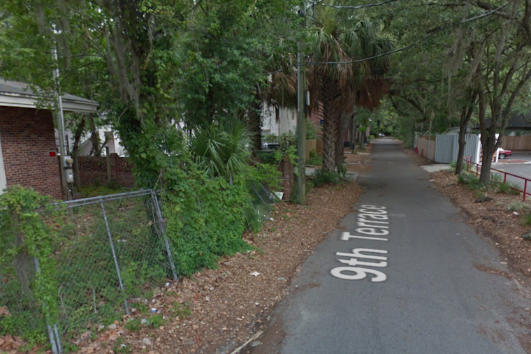 Shooting Near University of Florida Prompts Shelter-in-Place Order, Suspect Contained Off-Campus