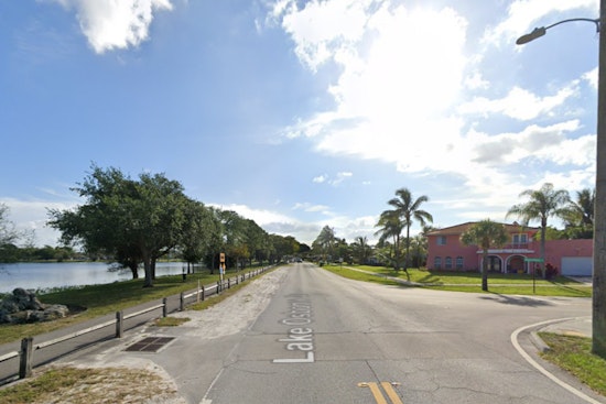 Small Plane Crashes in Lake Worth, Injuring Seven After Striking Tree and Vehicle