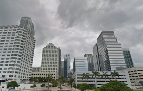 South Florida Braces for Weekend Thunderstorms as Miami Faces 50% Chance of Rain