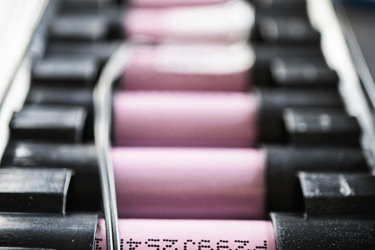 Stanford Duo Claims to Make US Lithium Production Affordable & Green, Raises Millions
