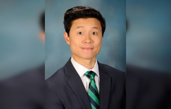 State Rep. Hoan Huynh Enters Race for Illinois' 9th District, Eyes Schakowsky's Seat in Congress