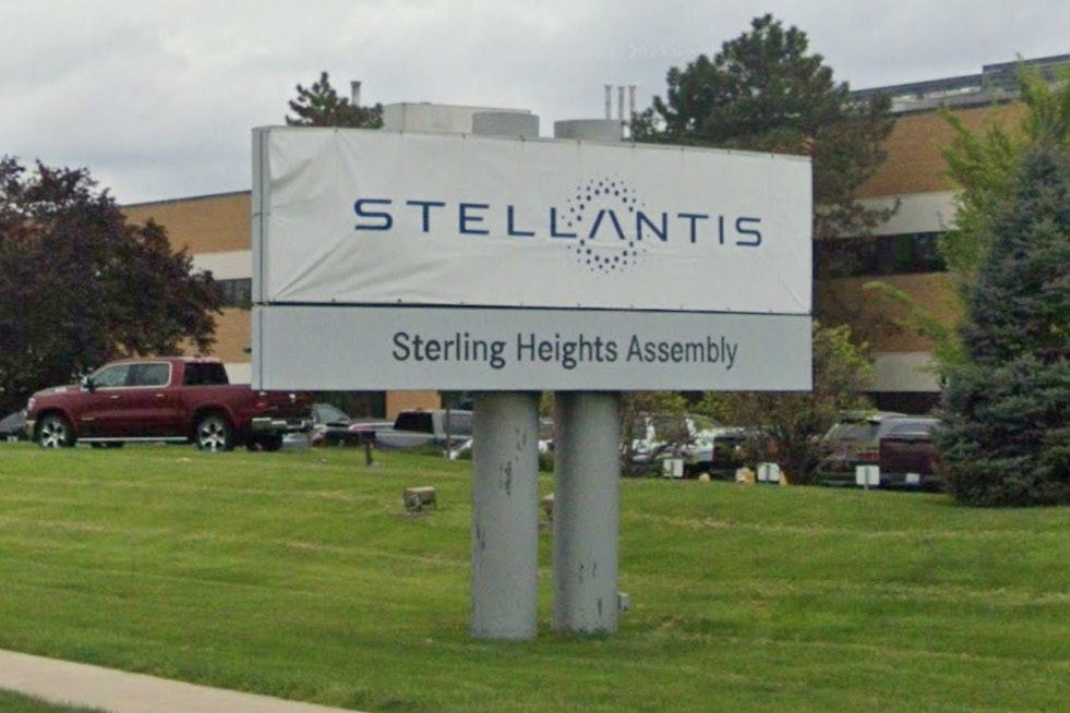 Sterling Heights Stellantis Plant Employee in Custody After Standoff, No Injuries Reported