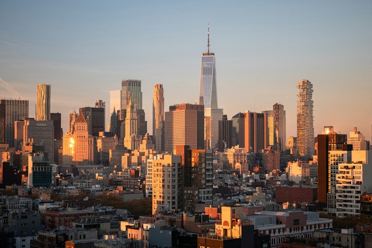Summer Sizzle, NYC Braces for Warm Week with Thunderstorm Chances Across Boroughs