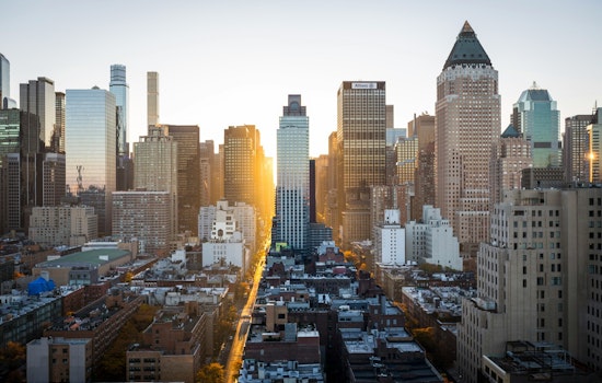 Sunny Independence Day Forecast Across NYC with Comfortable Evening Temperatures