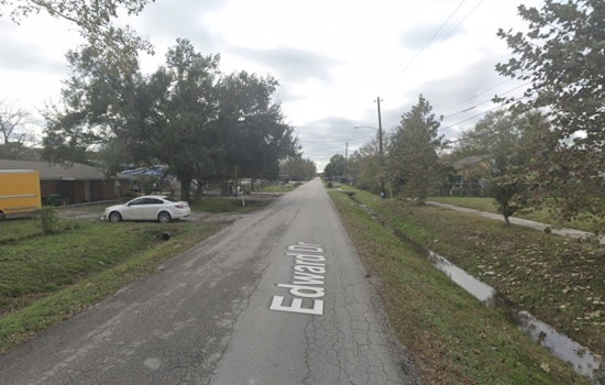 Suspected Walmart Thief Leads Pasadena Police on High-Speed Chase, Crashes into South Houston Home Causing Injuries and Fire