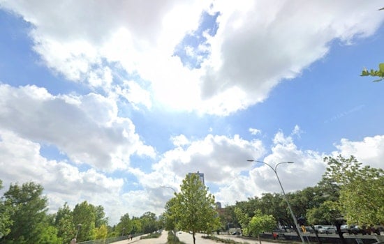 Sweltering Heat and Thunderstorm Chances Dominate New Orleans Weather Forecast
