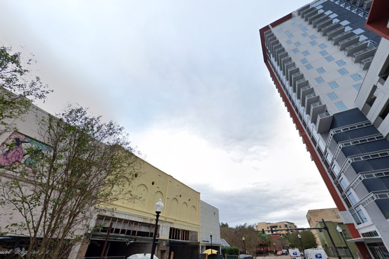 Tampa Braces for Showers and Thunderstorms, Heat Index to Hit Triple Digits