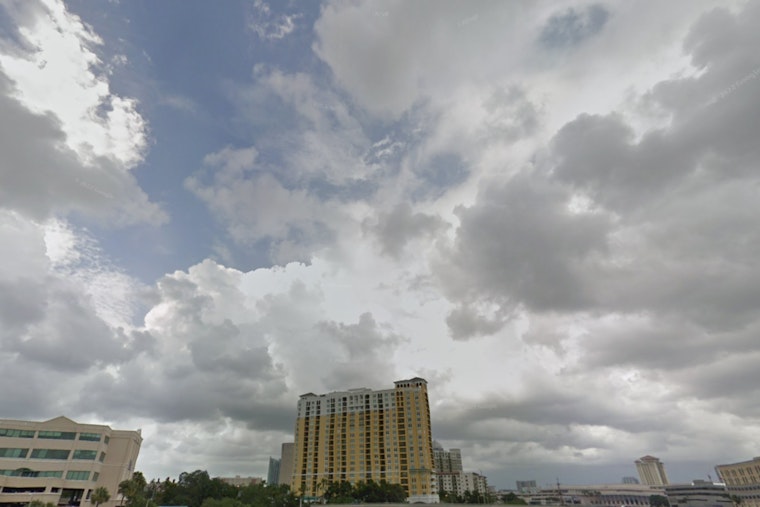 Tampa Braces for Week of Scattered Showers and High Humidity, National Weather Service Reports