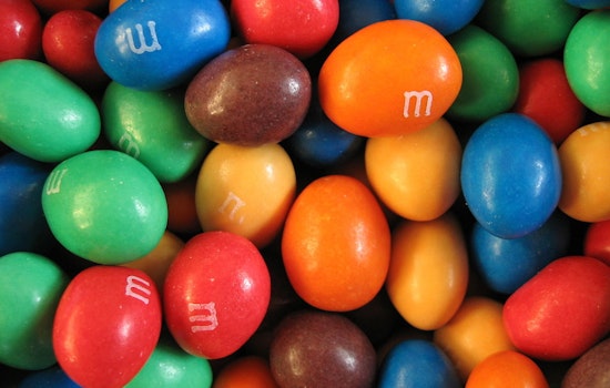 Texas AG Ken Paxton Probes Mars, Inc. for Alleged Deceptive Trade Practices Over Artificial Colors in Food