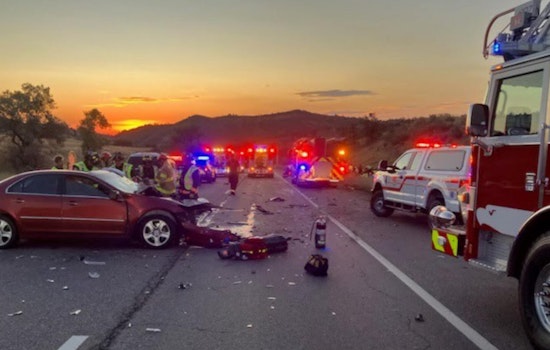 Tragic Fatal Collision Involving Wrong-Way Driver Leads to Lengthy U.S. 285 Closure Near Morrison