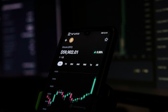 Two Los Angeles County Deputies Plead Guilty in Conspiracy to Aid Cryptocurrency Businessman's Intimidation Scheme