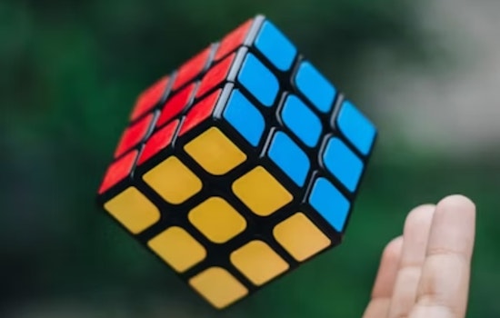 University of Cincinnati Student Shatters Records at Rubik's Cube World Championship in Seattle