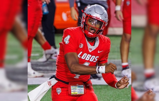 Utah Utes' Quarterback Devon Dampier Joins Maxwell Award Watchlist as National Player of the Year Contender