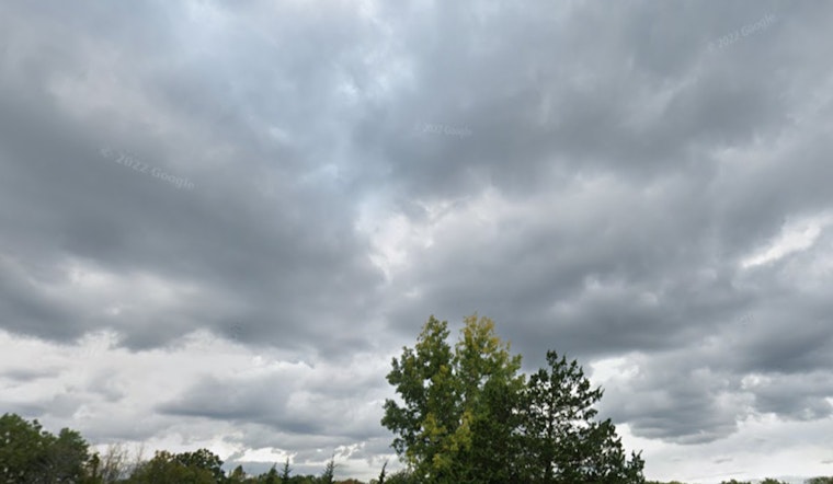 Variable Weather Ahead for Milwaukee with Showers and Sun in NWS Forecast