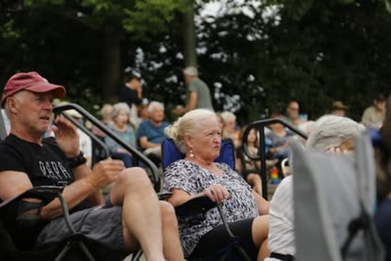 Veterans' Memorial Amphitheater Hosts Open Mic Night Under the Stars