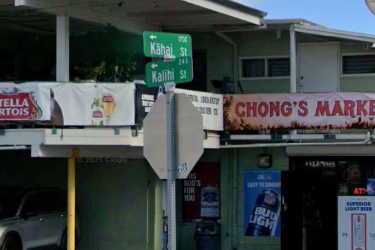 Violent Night in Honolulu, Attempted Murder on Kalihi Street, Relative Arrested Amid Unfolding Chaos