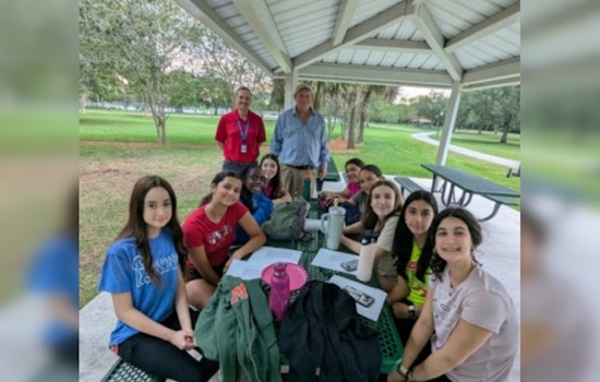 Weston Girl Scouts Earn Trees Badge with City's Landscaping Experts at Weston Regional Park