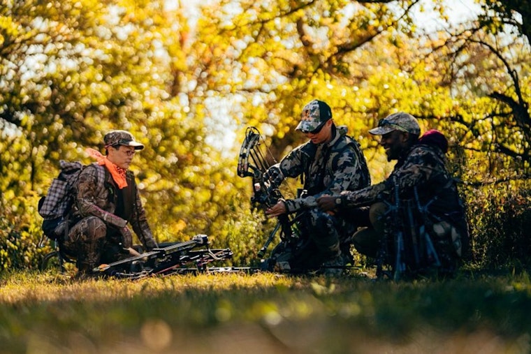 Wisconsin DNR Seeks Volunteers to Mentor New Hunters and Continue State's Rich Hunting Tradition