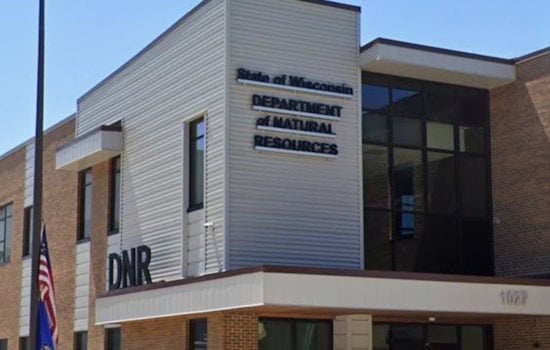 Wisconsin DNR Set to Approve Network Project, Risks to Endangered Lizard in Adams County Considered