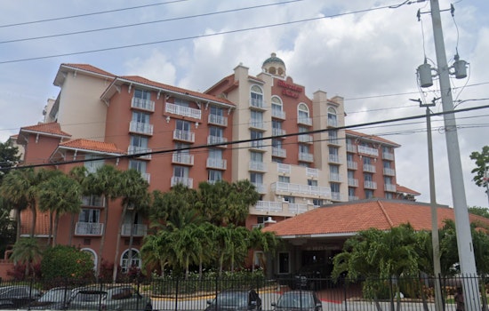 2-Year-Old Girl in Critical Condition After Near-Drowning at Fort Lauderdale Hotel Pool