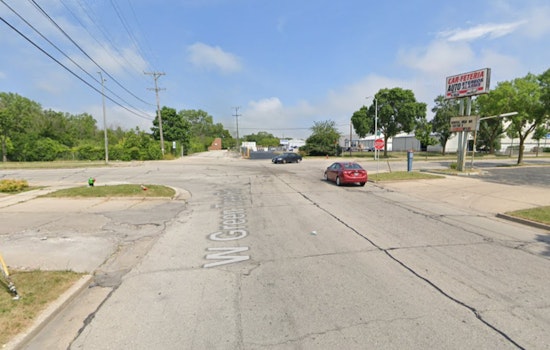 28-Year-Old Fatally Shot in Milwaukee Near Teutonia and Green Tree as Police Seek Suspects
