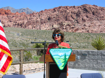 Las Vegas Valley Mayors Strike Optimistic Tone Despite Tourism Decline