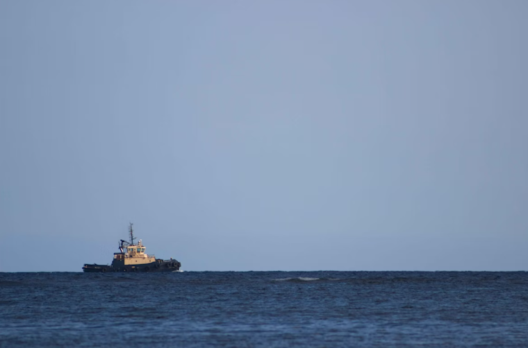 Scientists Hunt for Hidden Freshwater Reservoir Off Big Island Coast