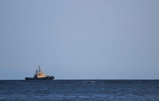 Scientists Hunt for Hidden Freshwater Reservoir Off Big Island Coast
