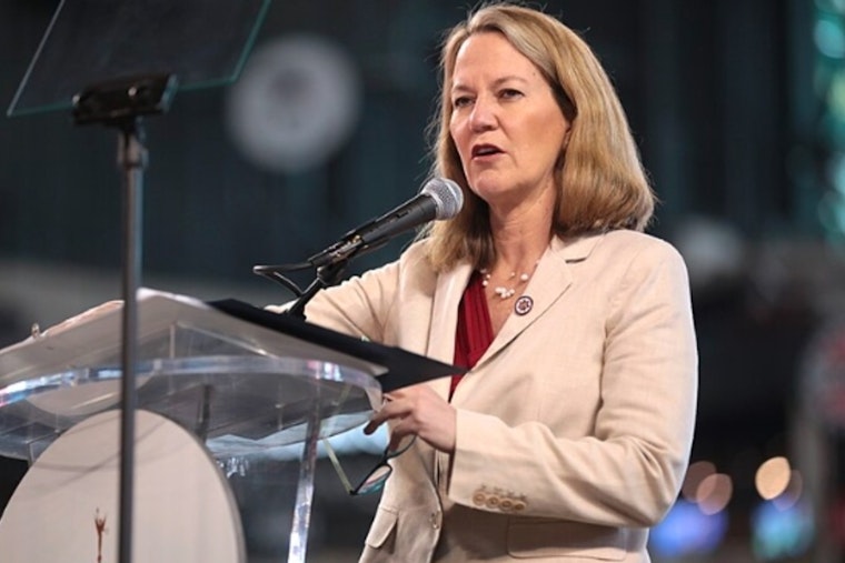Arizona Attorney General Kris Mayes Defends Climate Change Regulations Against EPA's Proposed Rollbacks