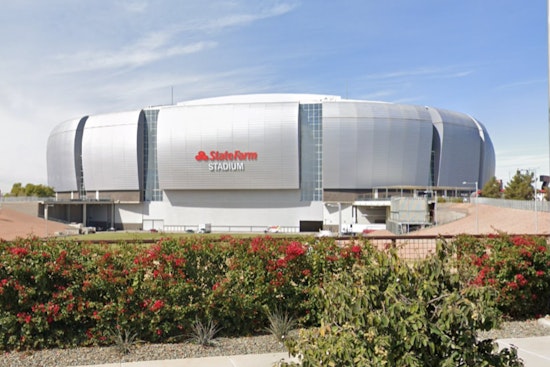 Arizona Cardinals' Home Stadium Scores Big with Local Gourmet Eateries and Express Ordering