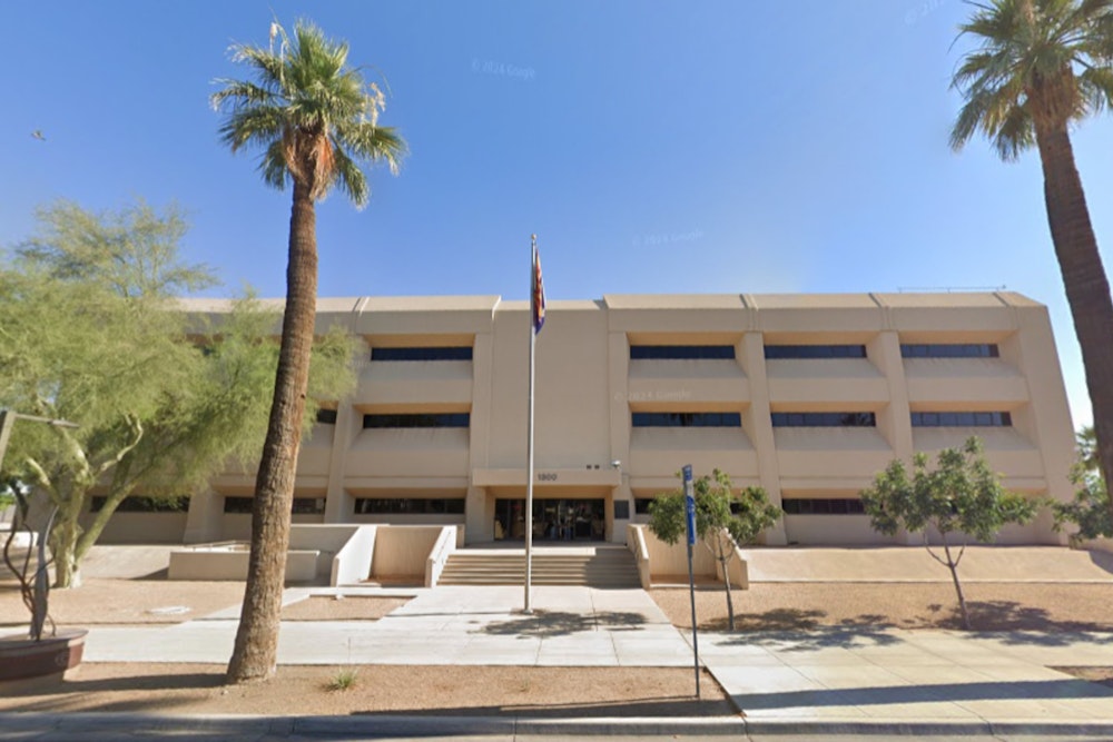 Arizona Defies National Trend with Minimal Increase in Electricity Prices Amid Economic Pressures