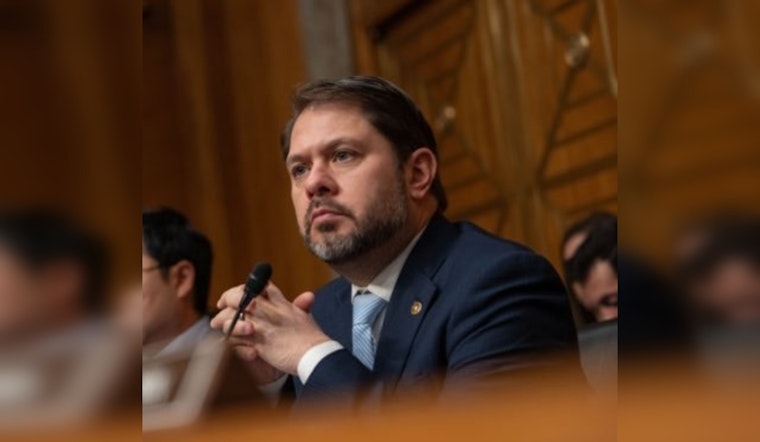 Arizona Senators Gallego and Kelly Call for DHS Explanation After Cyberattack on State's Candidate Portal