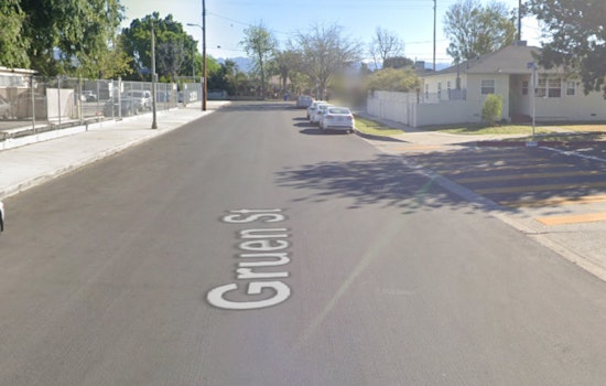 Armed Suspect in Hours-Long Standoff with LAPD Prompts Closure of Arleta School in Los Angeles