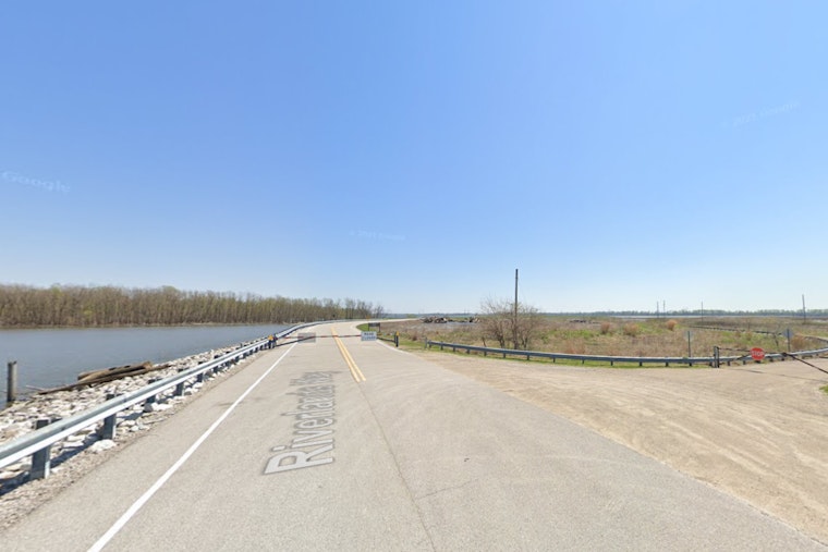 Authorities Investigate Helicopter Incident on River in West Alton, St. Charles County PD Coordinates Media Response