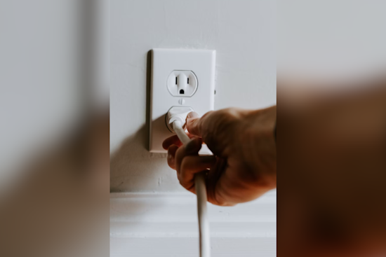 Baltimore Residents Urged to Conserve Energy Amid Power Plant Outage to Prevent Blackouts