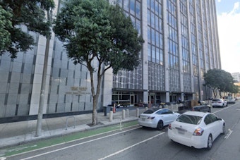 Bay Area Quintet Indicted for Alleged Armed Robbery of 200 iPhones in Portland Heist