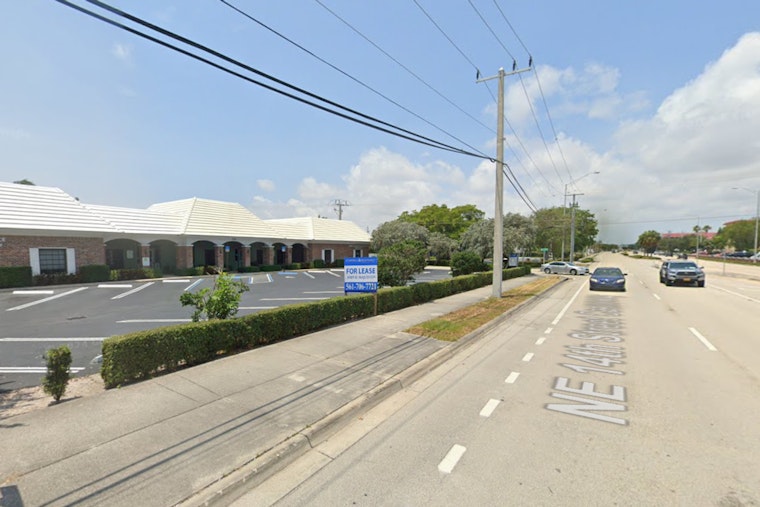 Bicyclist Fatally Struck in Pompano Beach Collision Involving Truck and Boat Trailer