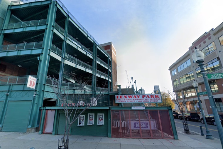 Boston City Council Stands With Fenway Park Workers Amid Contract Standoff with Aramark