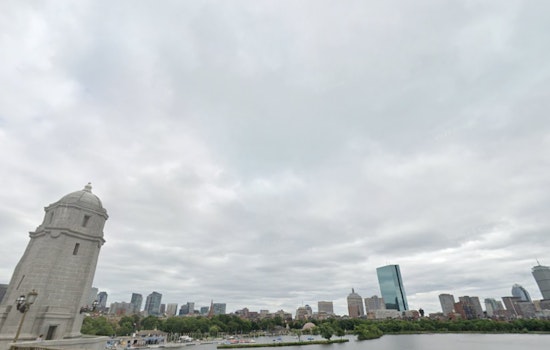 Boston Warmth Returns as Hurricane Erin Shifts Away, Coastal Areas Advised Caution Due to Rip Currents
