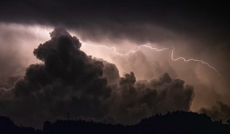 Central Indiana Braces for Sweltering Temperatures and Scattered Thunderstorms NWS Advisory
