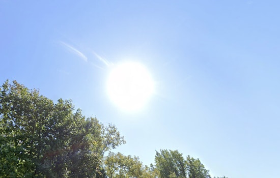 Charlotte Enjoys Mild Weather as Late Summer Brings Sunny Skies and Moderate Temperatures
