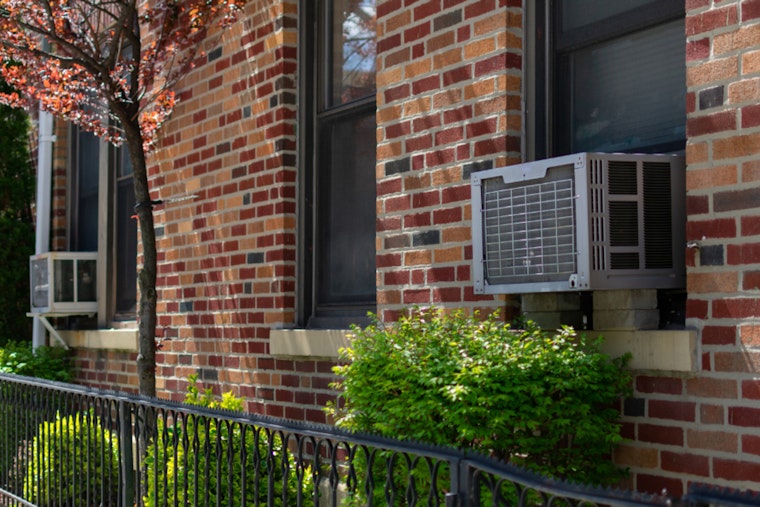Charlotte Teams Up with Mecklenburg County to Offer Free Air Conditioning Units to Eligible Residents