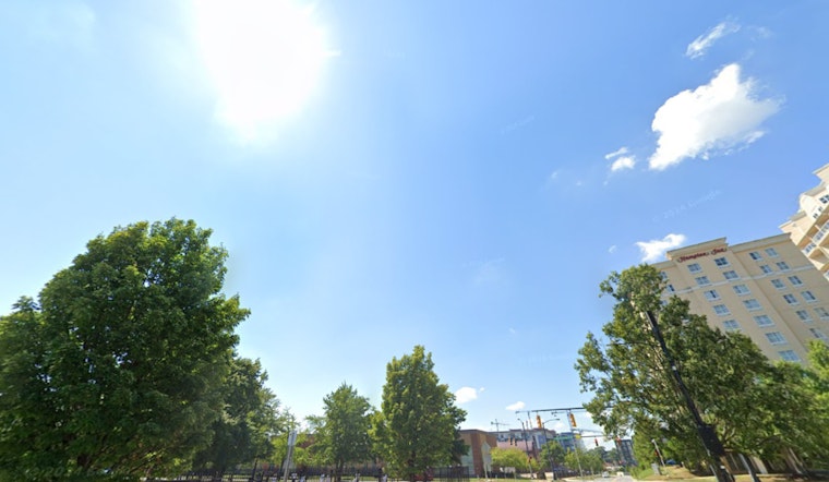 Charlotte's Week Ahead, Sunny Days and Tranquil Evenings, with Possible Evening Showers