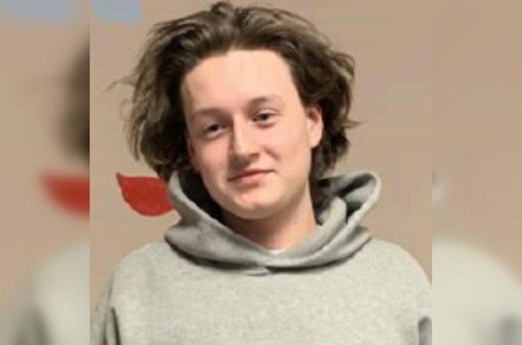 Chicago Police Seek Public's Help in Locating Missing 18-Year-Old Angelo Sanchez-Raney Last Seen in South Chicago