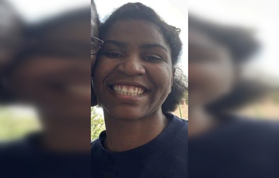 Chicago Police Seek Public's Help to Find Missing 22-Year-Old Tia Detrayon; Endangered and Possibly in Need of Assistance