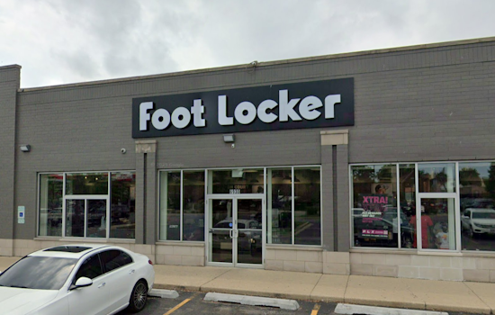 Chicago's West Englewood Foot Locker Hit by "Smash-and-Grab" Burglary, Suspects at Large
