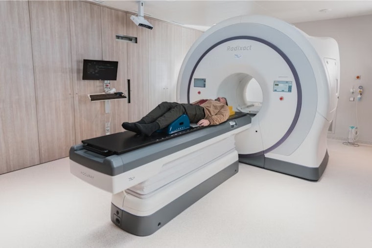 Cincinnati Breakthrough: Flash Radiotherapy Trial for Bone Metastases Completes Enrollment