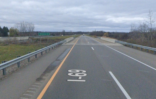 Clarkston Man Dies in I-69 Rollover Crash Near Lapeer County's Winslow Road Overpass