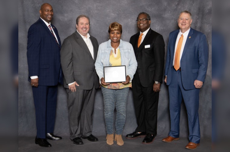 Clarksville Councilman Wanda Smith Completes Leadership Program at NCEL to Enhance Public Service Skills