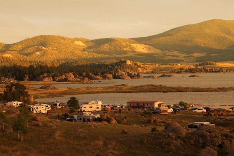 Colorado Parks and Wildlife Promotes Safe Recreation Amid Wildfires for Labor Day Weekend